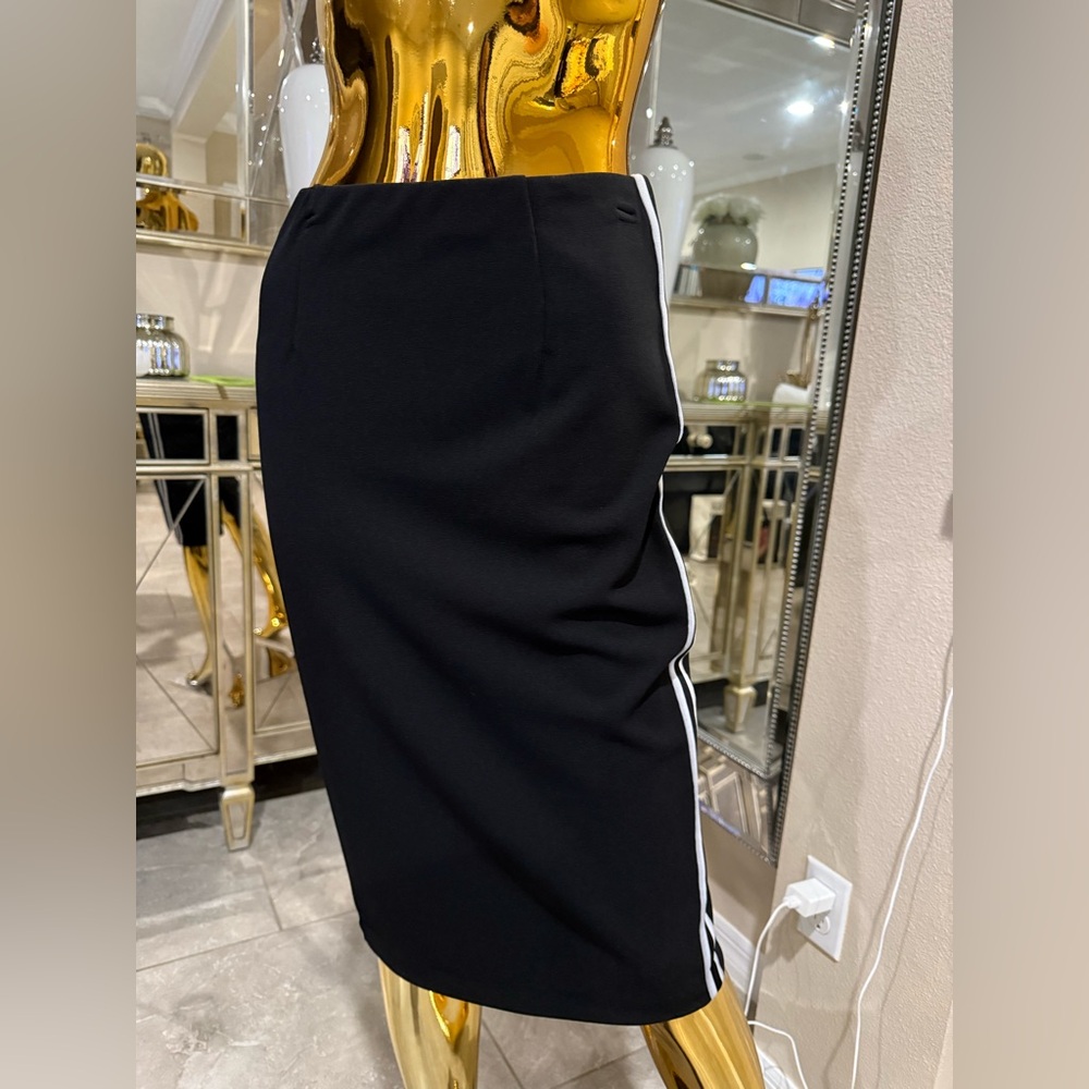 Dynamite Black Pencil Skirt with White Accents